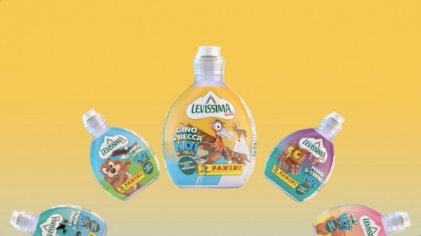 The new sleeves of the Levissima Issima Noi animali by Panini bottles made by ATC