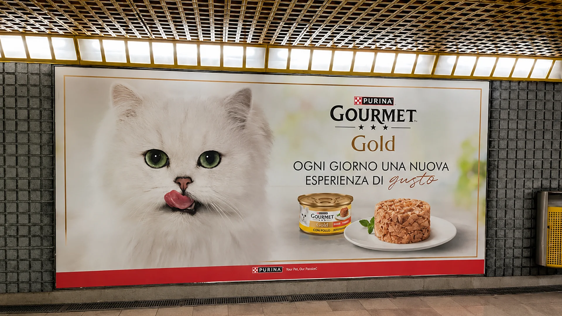 ADV OOH in metropolitana realizzati per Purina Gourmet Gold