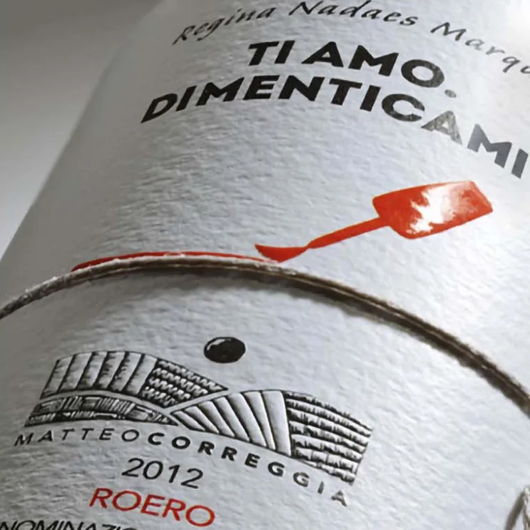 Il packaging innovativo e premiato per Librottiglia, sviluppato da Reverse